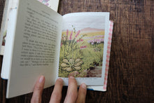 Pocket Vintage Flower Book