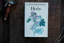 Herbs - A Concise Guide in Color