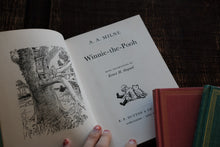 Complete set of 4 - 1960s Winnie-the-Pooh Collection by A.A.Milne
