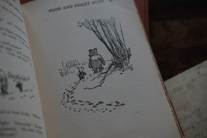 Complete set of 1950s Winnie-the-Pooh - Collector Edition